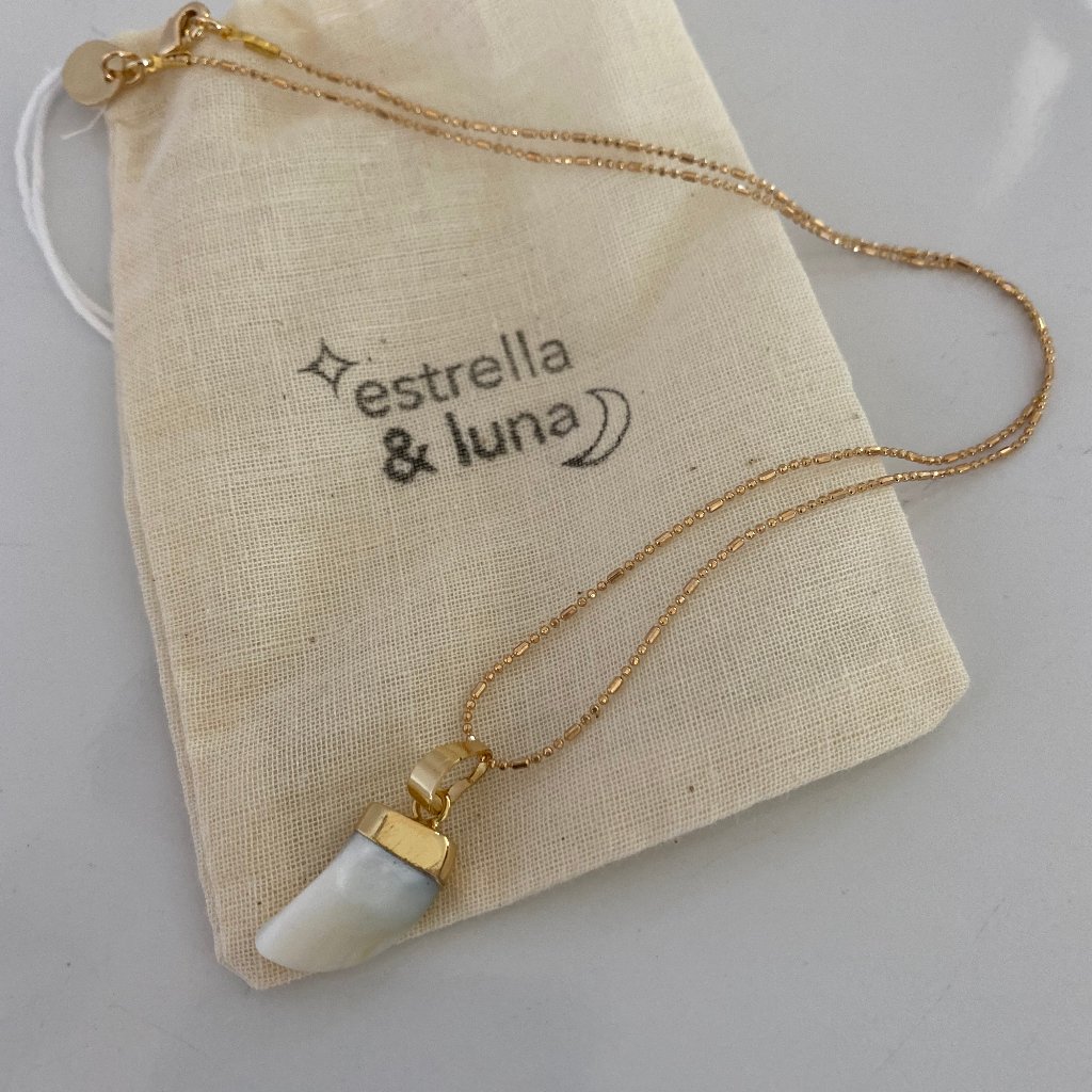 Dainty Boho Horn Carved Shell 22k Gold Necklace 25$